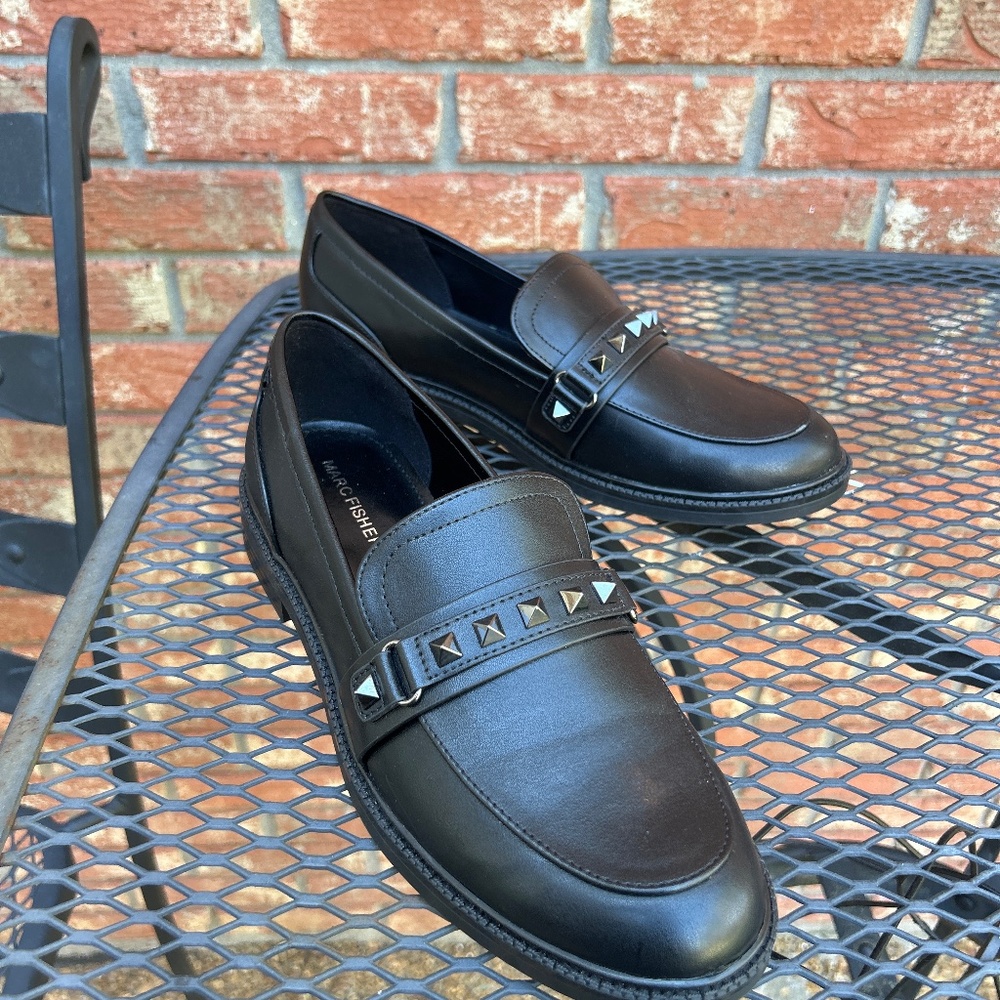 Ladies size 8.5 Marc Fisher Loafers